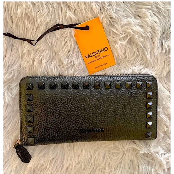 Mario Valentino Wallet - Picture 5 of 10